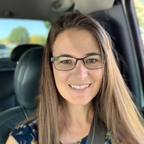 Meet your Posher, Jill - Picture 3 of 3